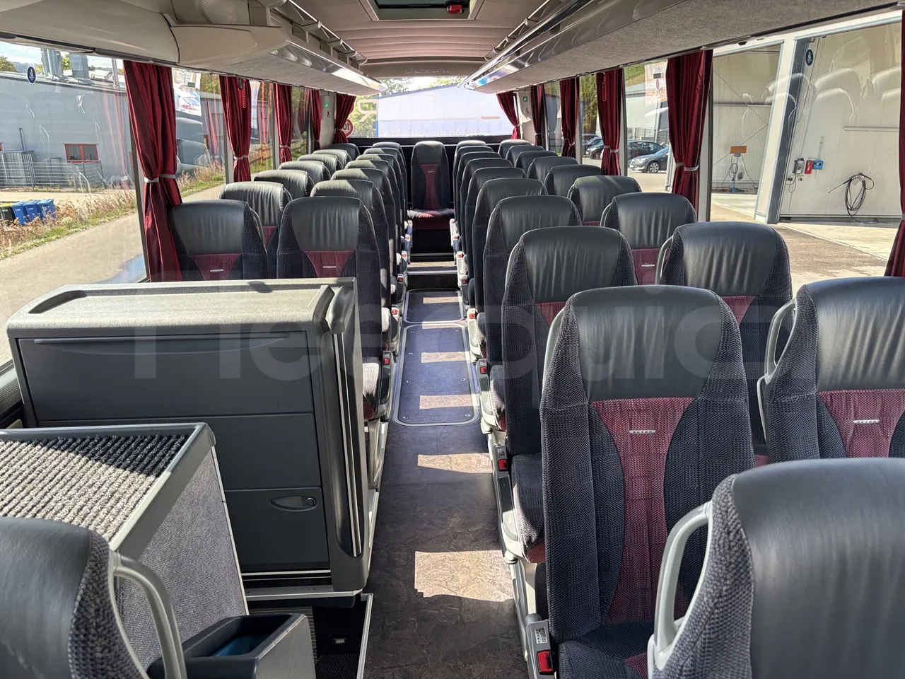 Setra S516 - Reverse Seats From Middle Position