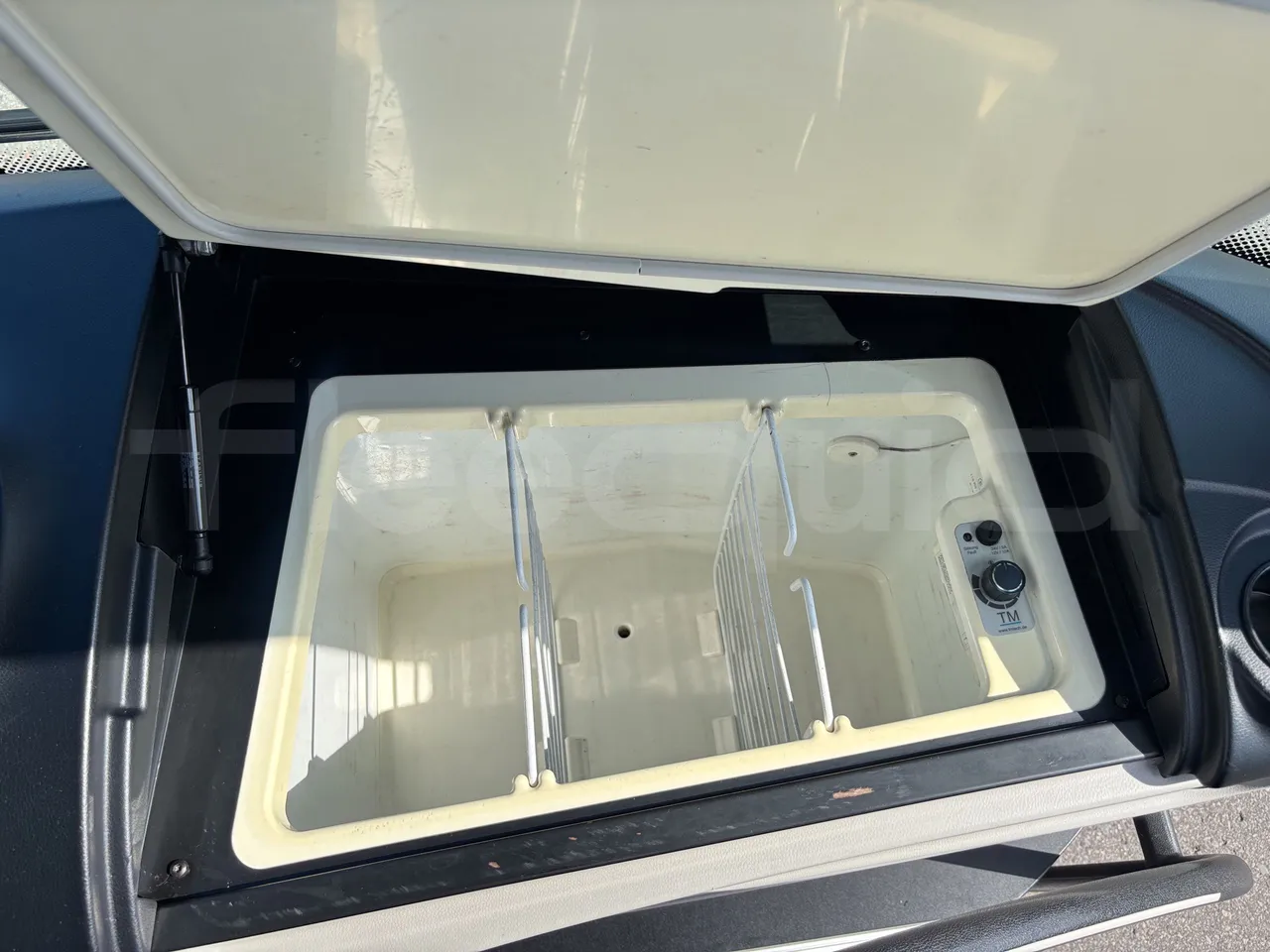 Setra S516 - Refrigerator