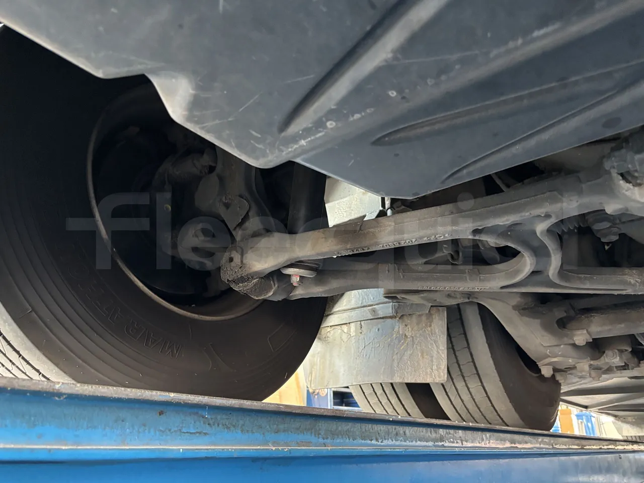 Setra S516 - Third Axle Left Side