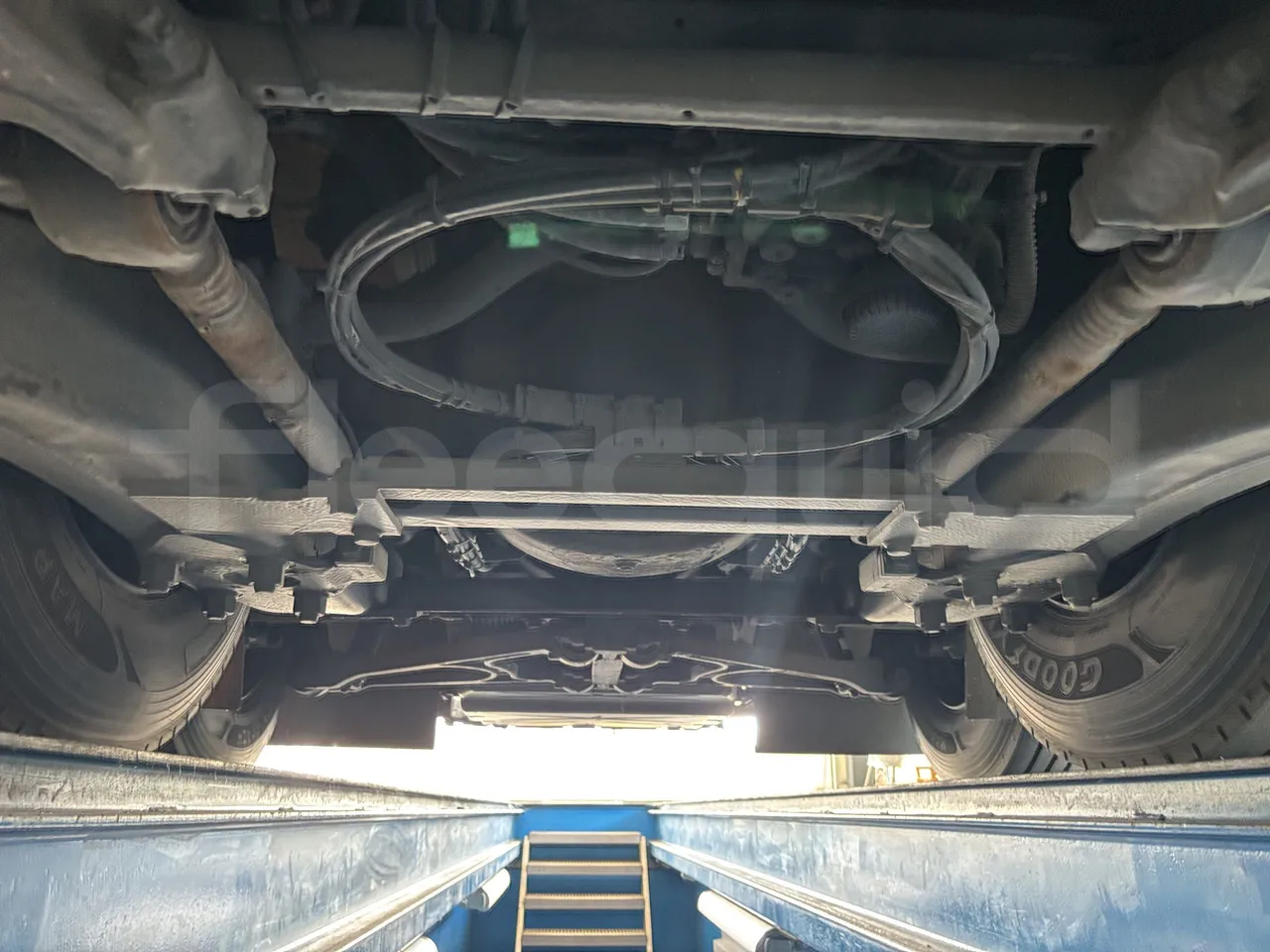 Setra S516 - Second Axle Central