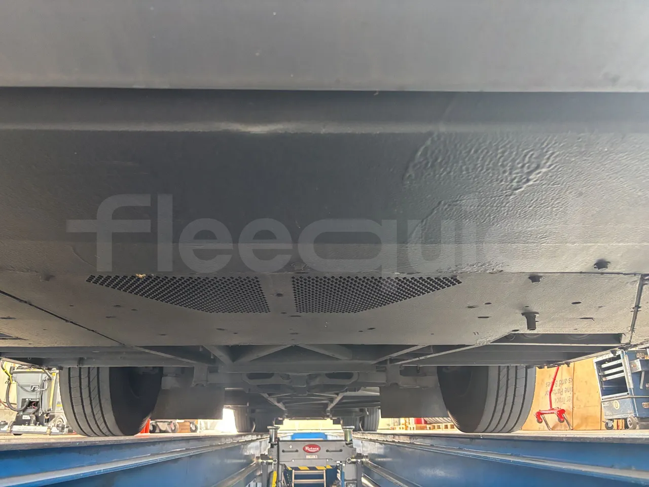 Setra S516 - Front Undercarriage