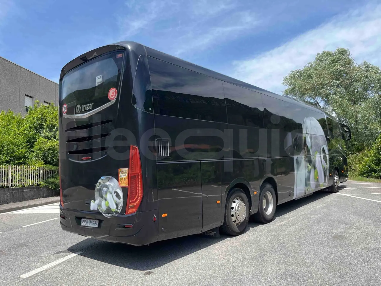 Irizar Daf - 3/4 right rear doors closed