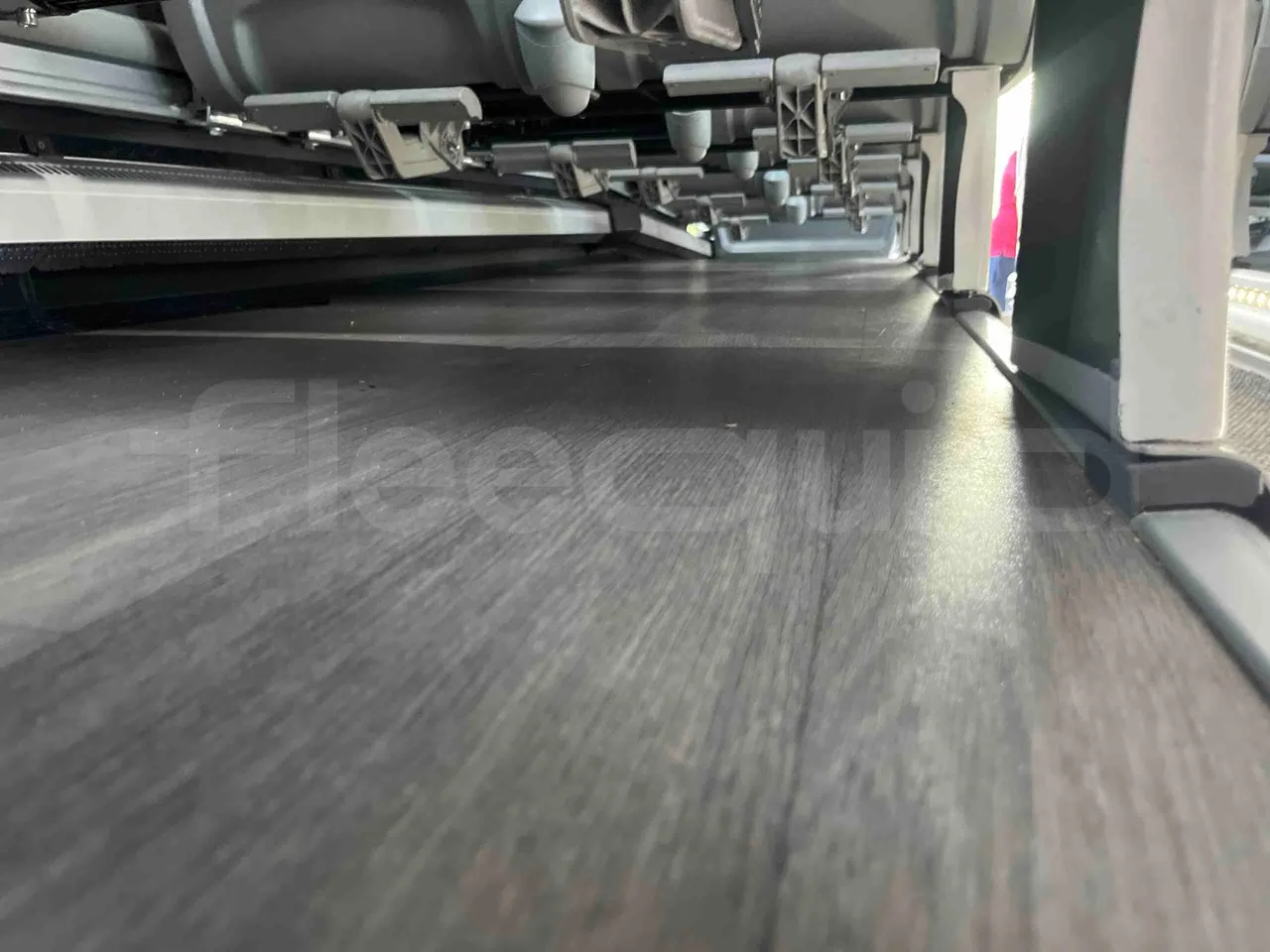 Irizar Daf - seat brackets photo