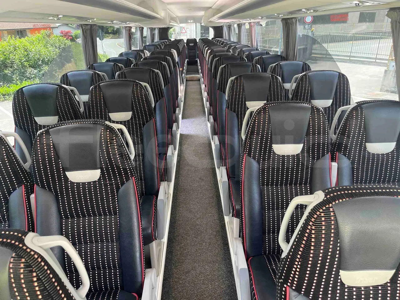 Irizar Daf - handrails photo