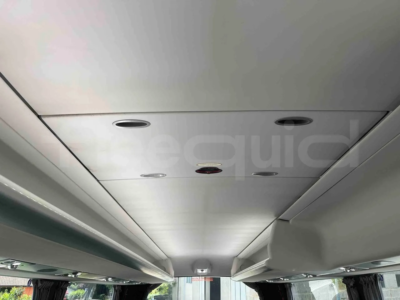 Irizar Daf - roof hatch 1