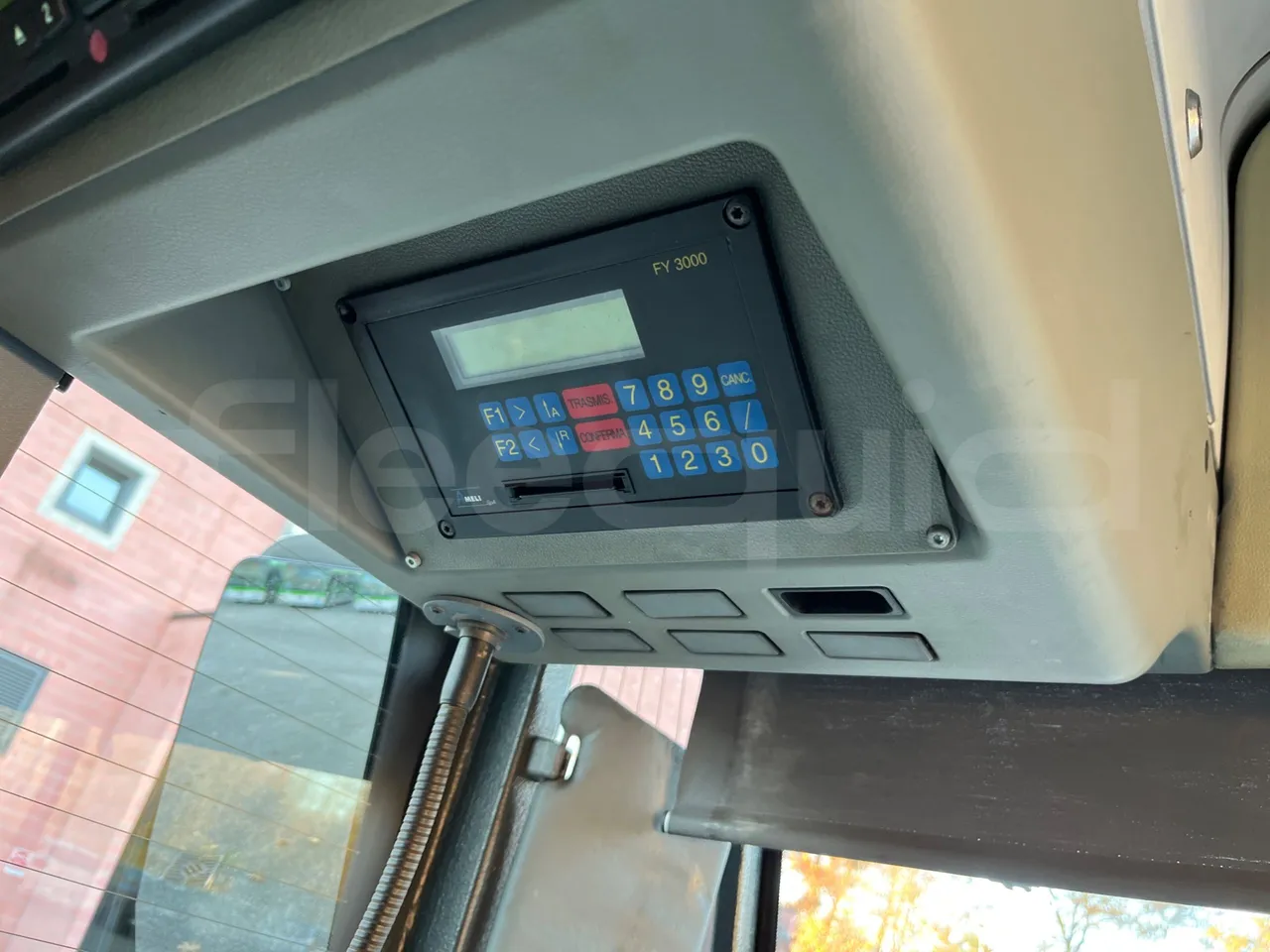 Mercedes-Benz O 530 G- 3P - Euro5 - 260kW - 17.940mt - command unit indicators