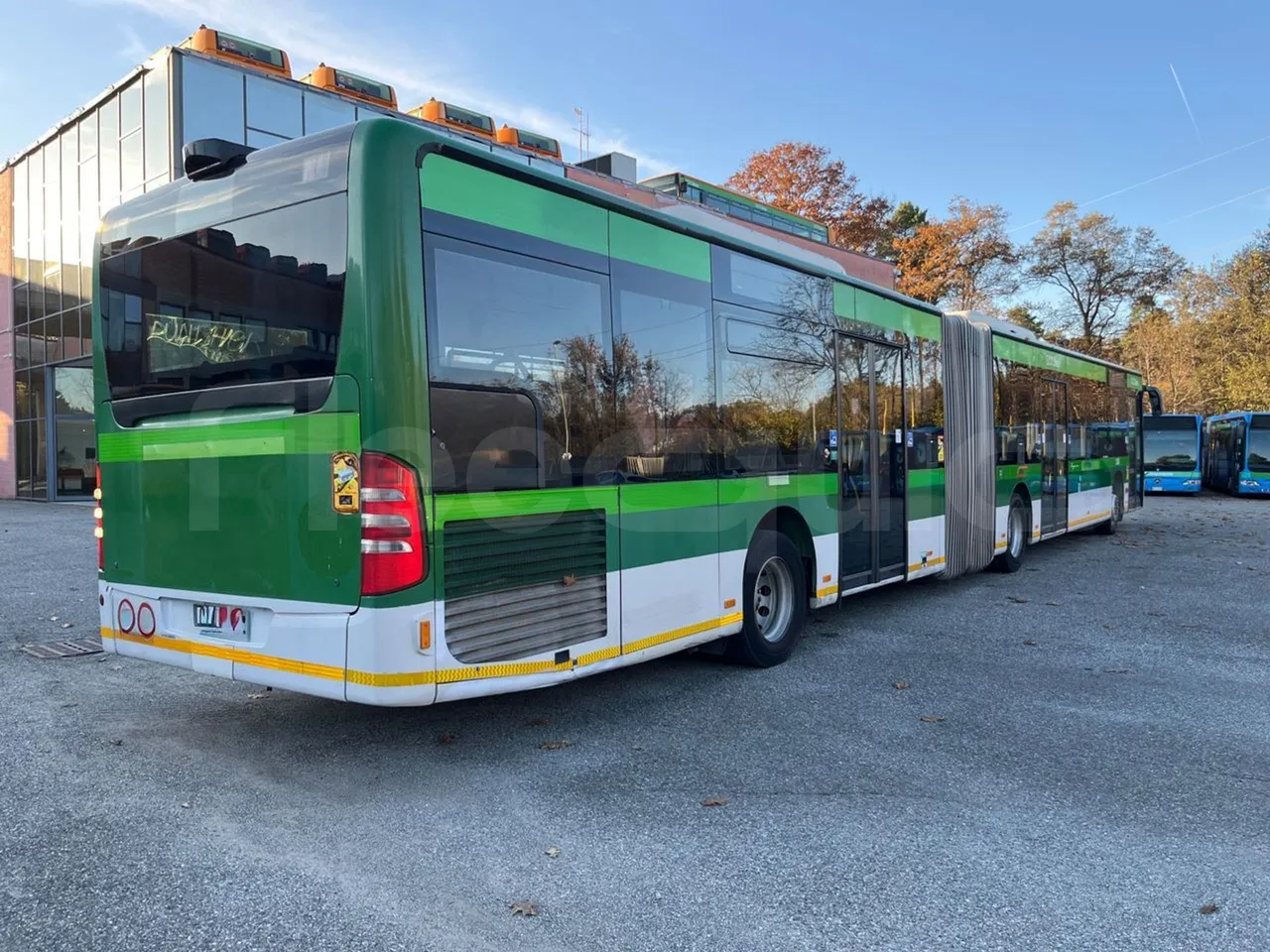 Mercedes-Benz O 530 G- 3P - Euro5 - 260kW - 17.940mt - 3/4 right rear doors closed