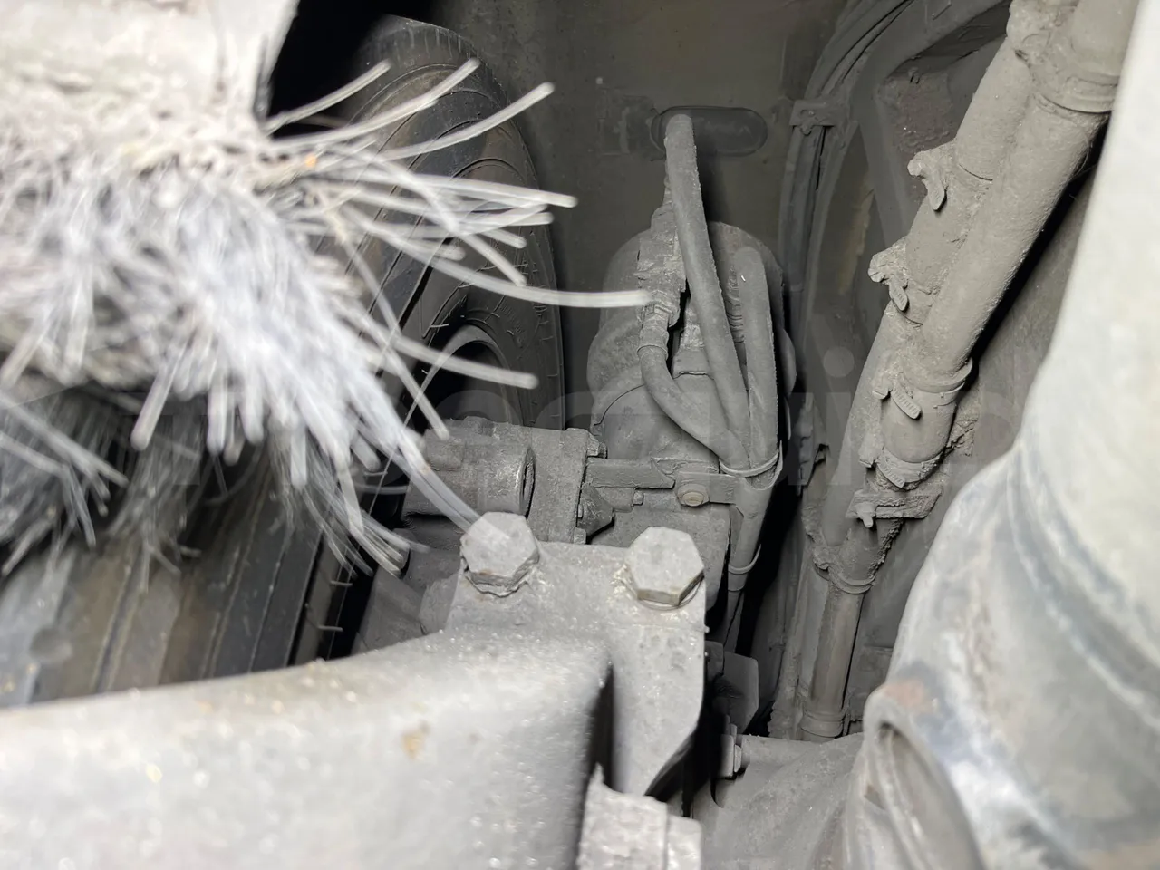 Mercedes-Benz O 530 G- 3P - Euro5 - 260kW - 17.940mt - axel 3 caliper brakes left