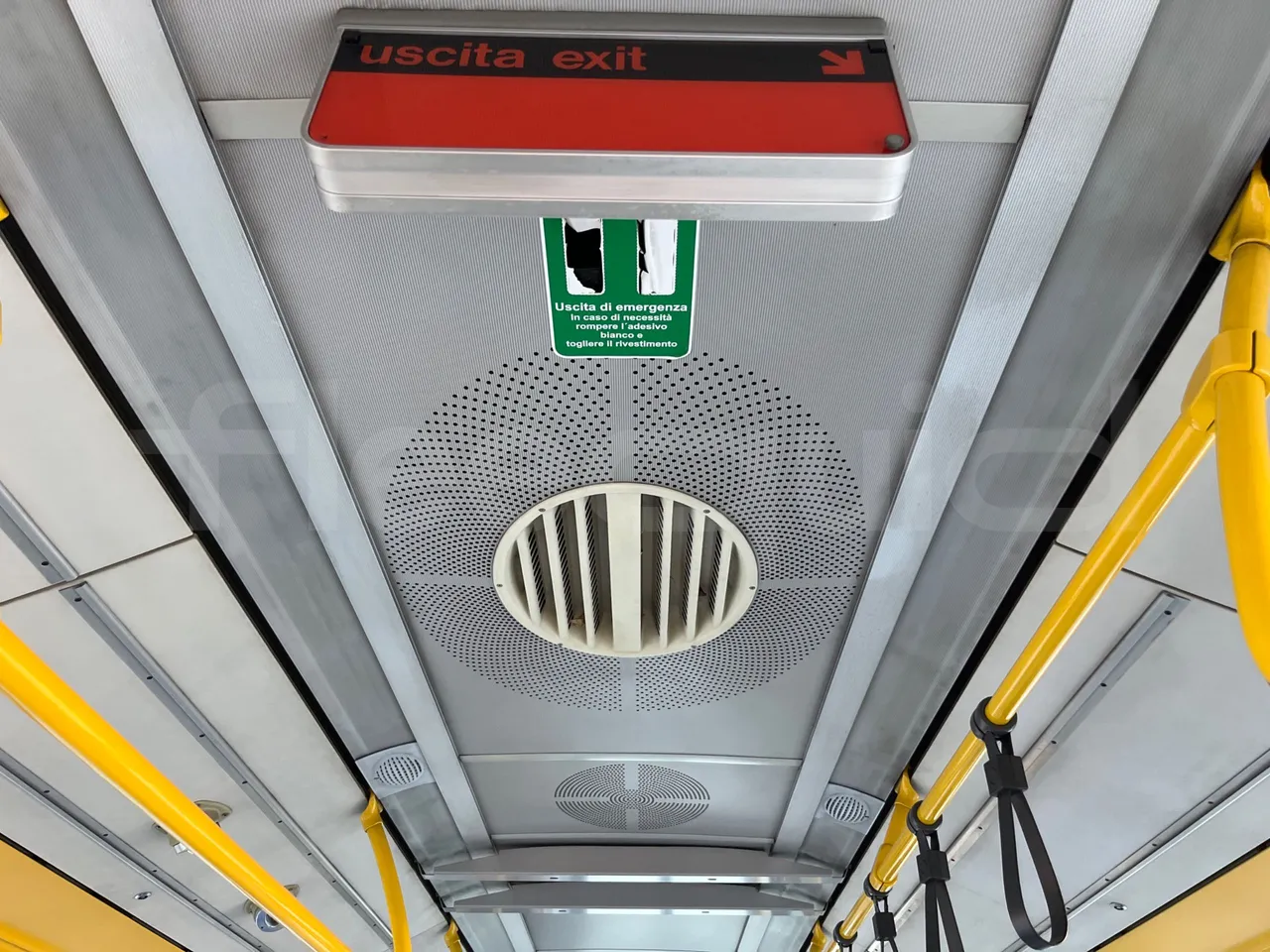 Mercedes-Benz O 530 G- 3P - Euro5 - 260kW - 17.940mt - roof hatch 2