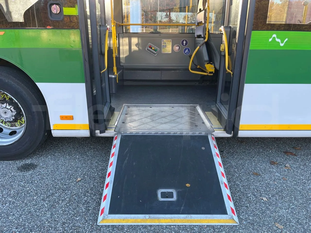 Mercedes-Benz O 530 G- 3P - Euro5 - 260kW - 17.940mt - platform open photo