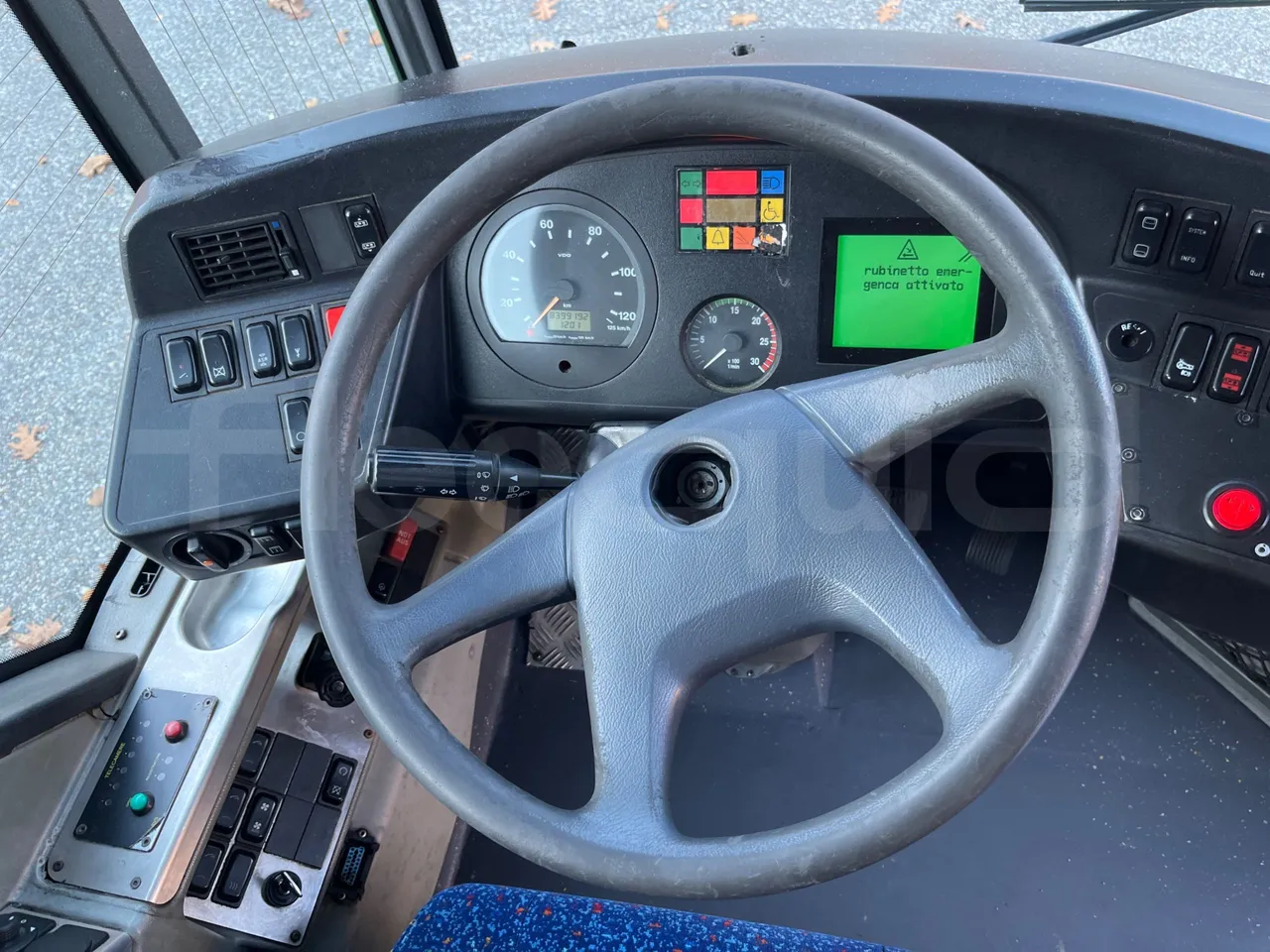 Mercedes-Benz O 530 G- 3P - Euro5 - 260kW - 17.940mt - steering wheel photo