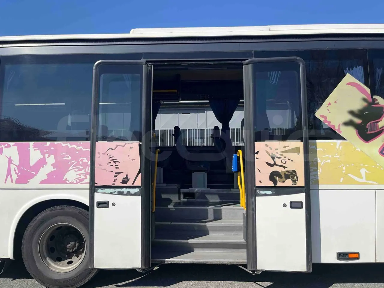 Irisbus Arway SFR160 - Euro5 - 280kW - 11.990mt - front door 3 open