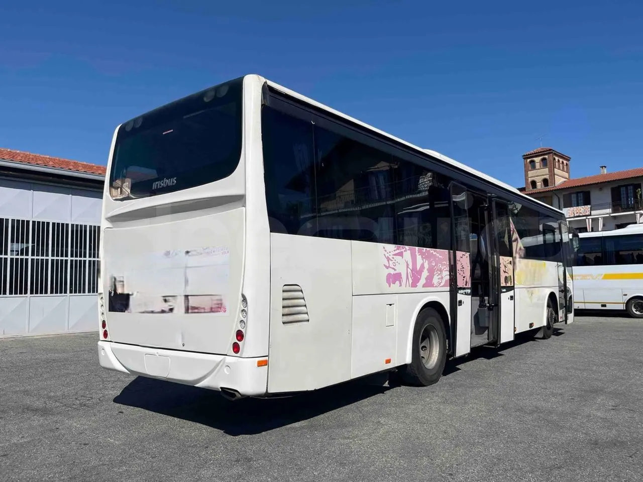 Irisbus Arway SFR160 - Euro5 - 280kW - 11.990mt - 3/4 right rear doors open