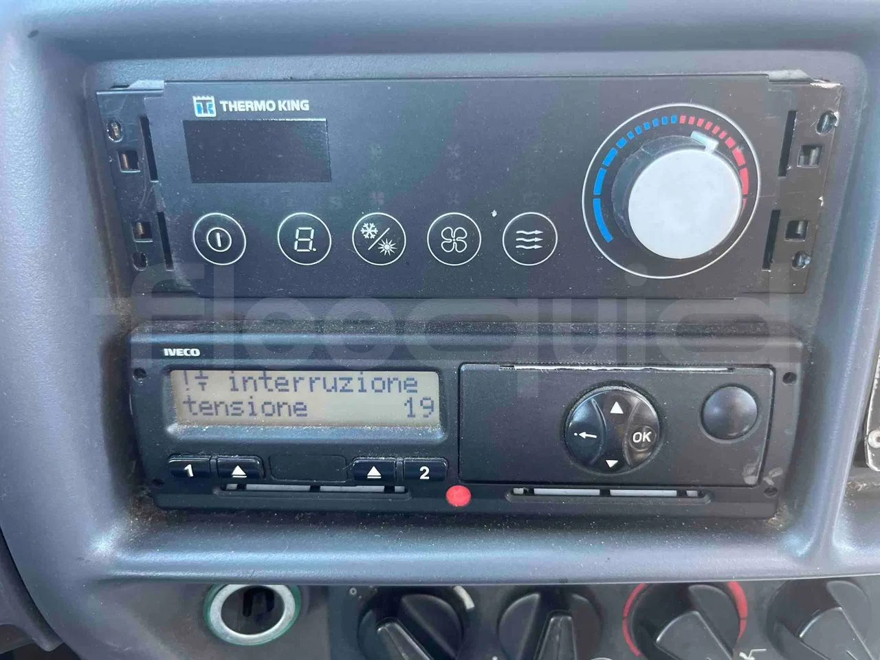 Irisbus Arway SFR160 - Euro5 - 280kW - 11.990mt - buttons panels on