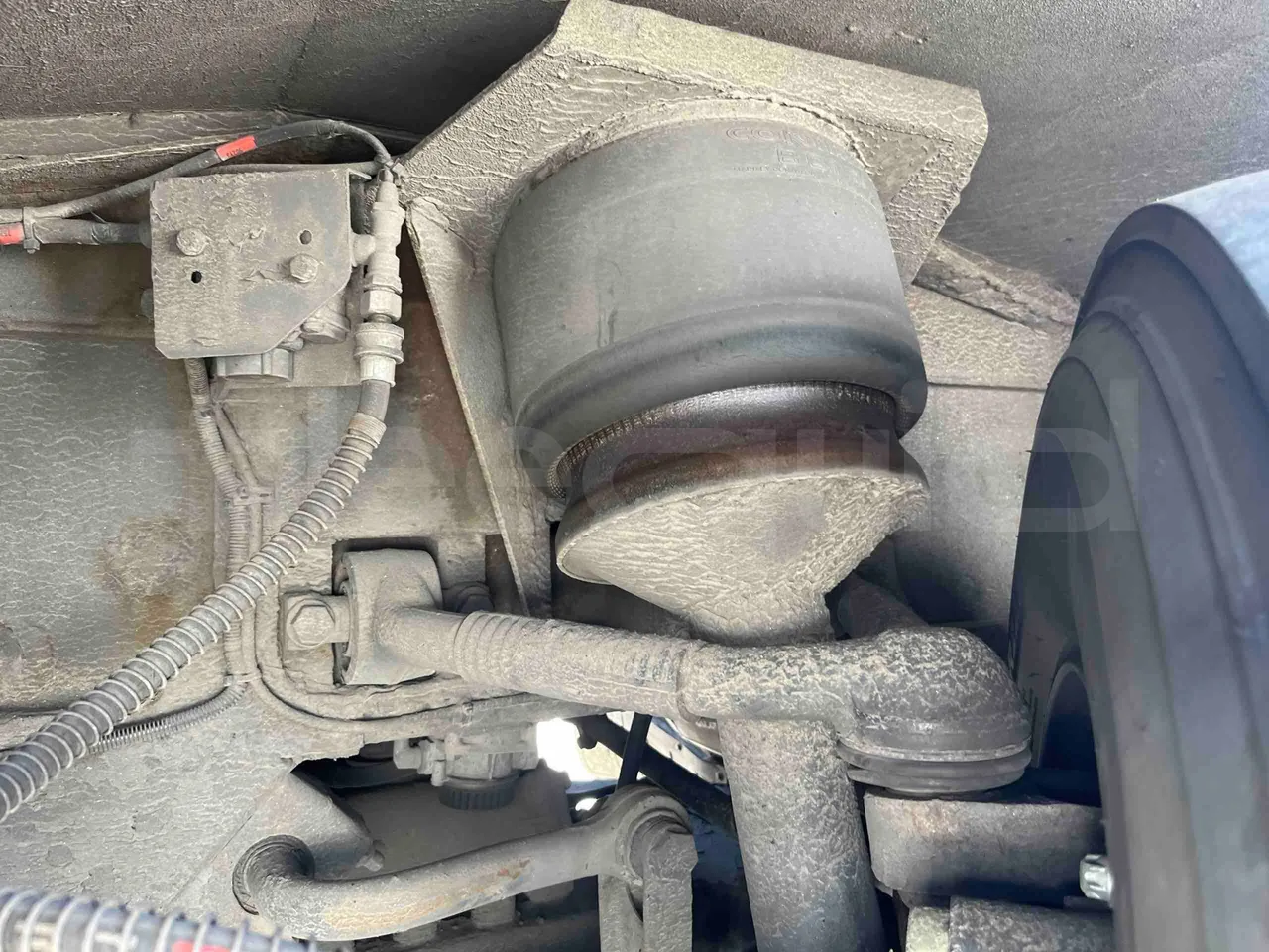 Irisbus Arway SFR160 - Euro5 - 280kW - 11.990mt - front air springs left