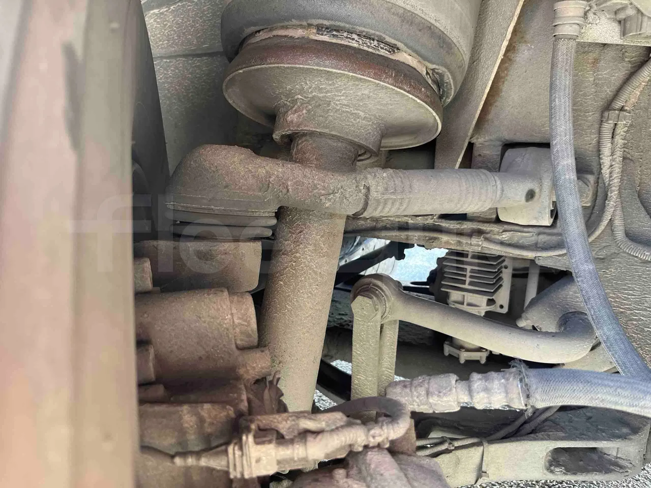 Irisbus Arway SFR160 - Euro5 - 280kW - 11.990mt - front shock absorbers right