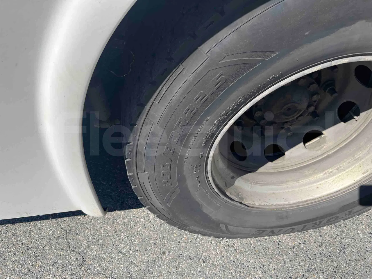 Irisbus Arway SFR160 - Euro5 - 280kW - 11.990mt - tread condition front tires right