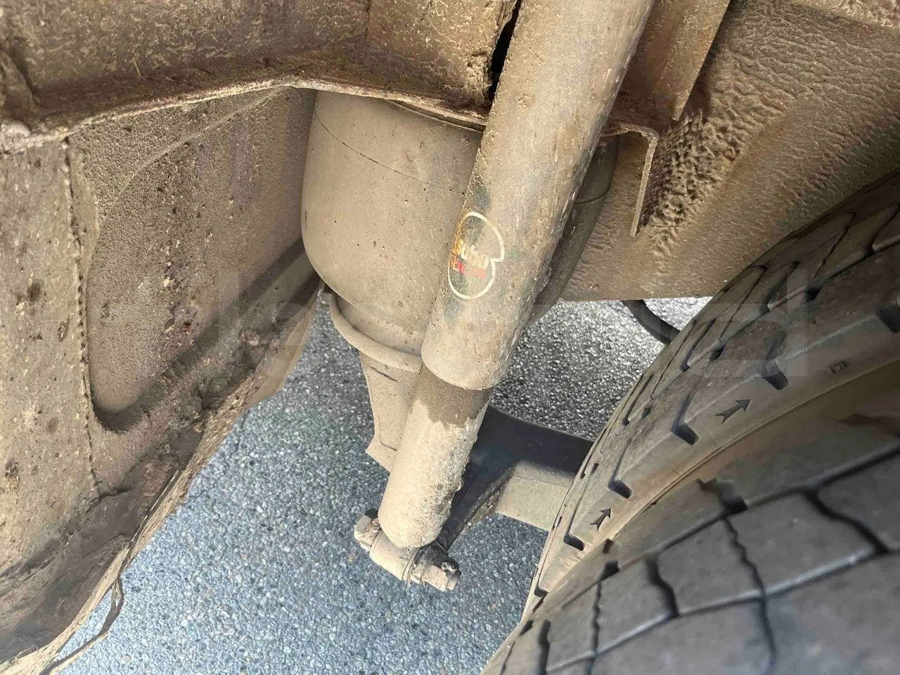 Irisbus Arway SFR160 - Euro5 - 280kW - 11.990mt - axle 2 shock absorbers 2 left