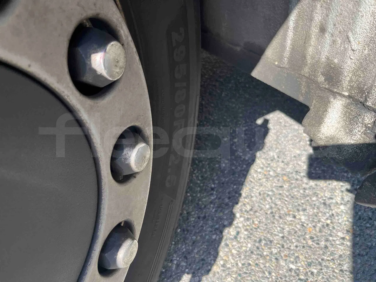 Irisbus Arway SFR160 - Euro5 - 280kW - 11.990mt - front left tire measurements