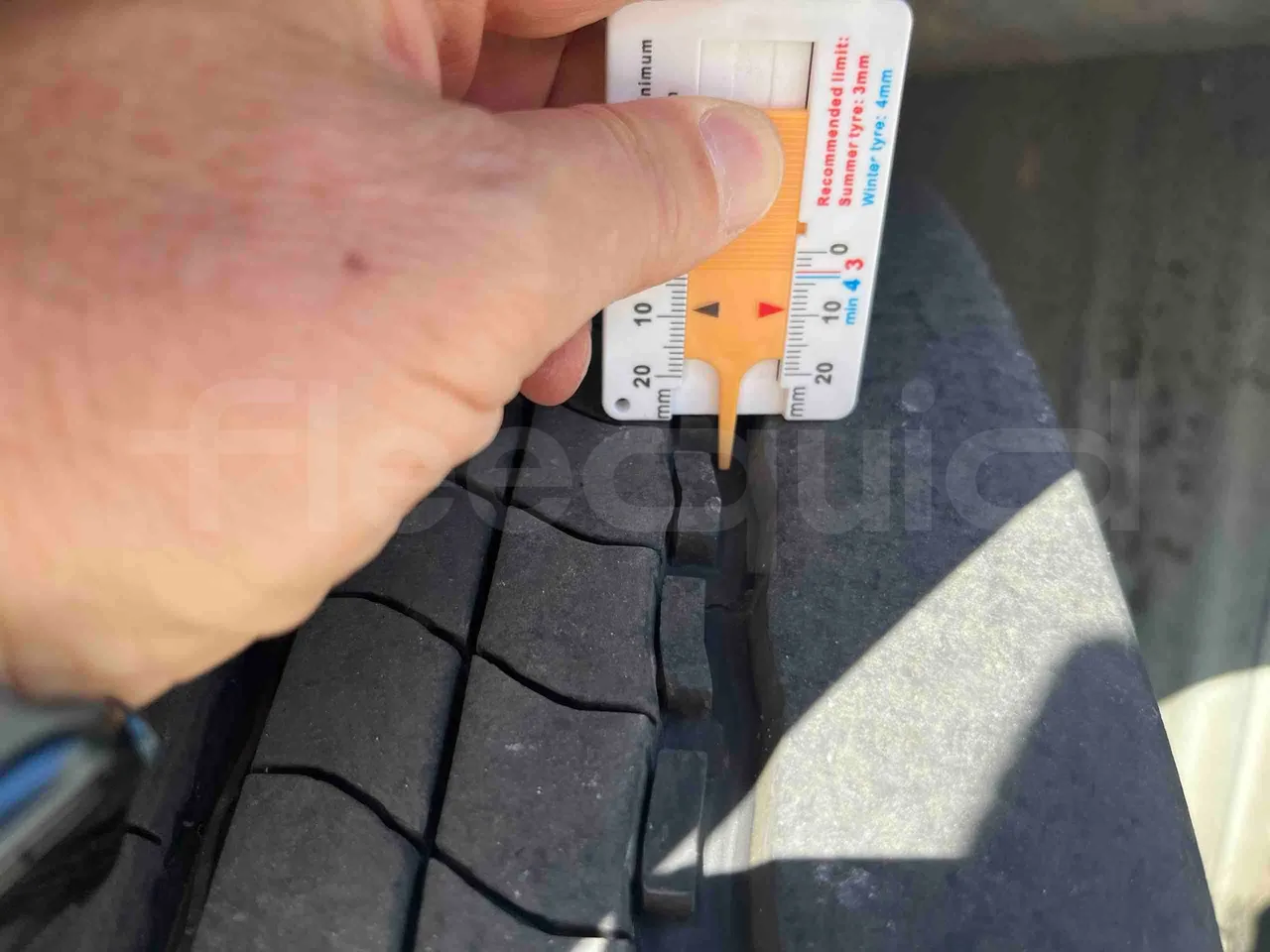 Irisbus Arway SFR160 - Euro5 - 280kW - 11.990mt - rear left tire photo