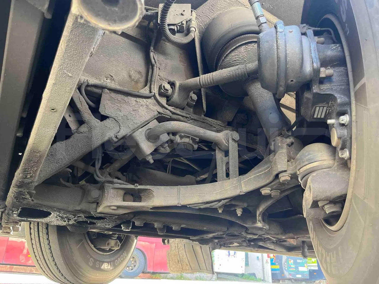 Irisbus Arway SFR160 - Euro5 - 280kW - 11.990mt - front axle left side