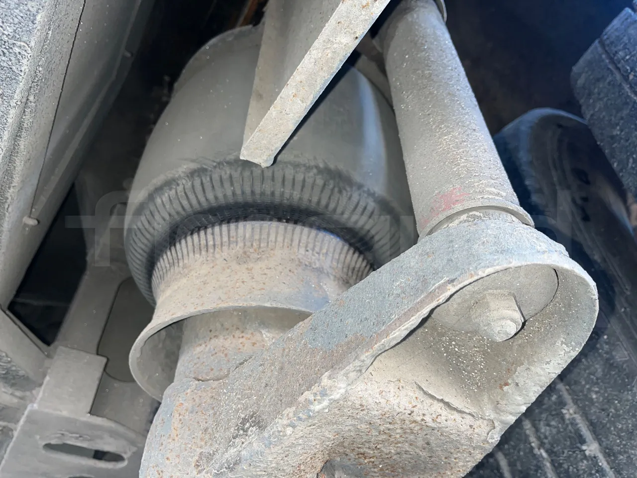 Mercedes-Benz Atlantis A4SF10 -EUR4-315kW -12.850m - axel 2 air springs 1 right