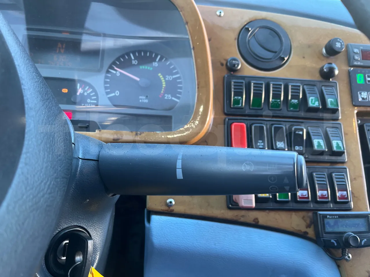 Mercedes-Benz Atlantis A4SF10 -EUR4-315kW -12.850m - onboard devices 2