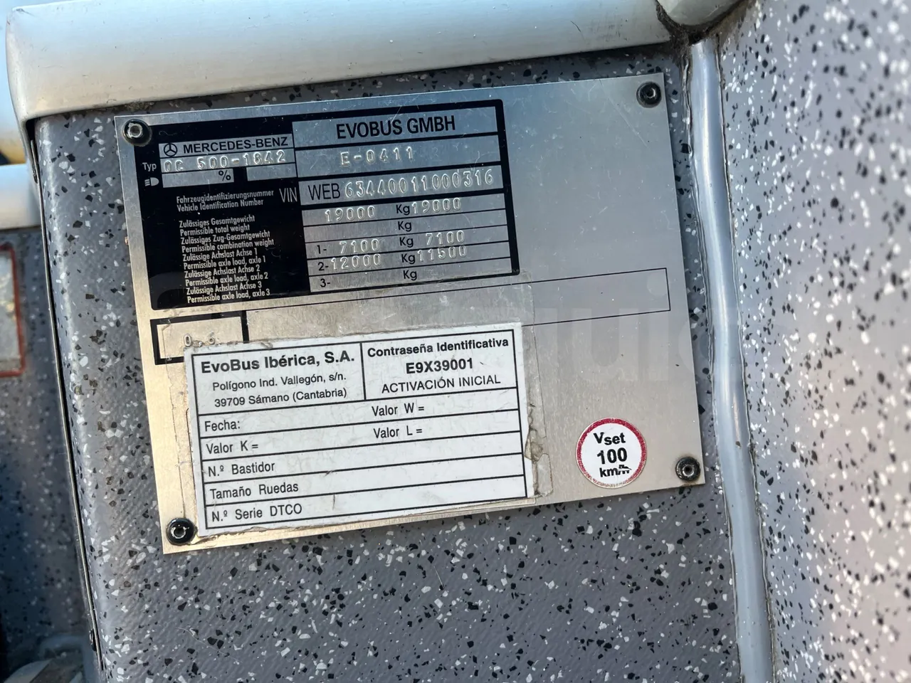 Mercedes-Benz Atlantis A4SF10 -EUR4-315kW -12.850m - vehicle plate photo