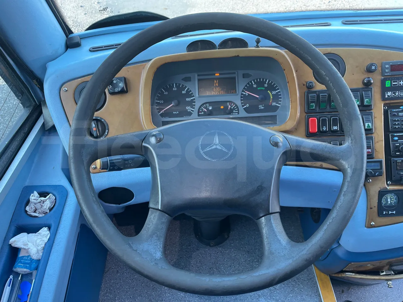 Mercedes-Benz Atlantis A4SF10 -EUR4-315kW -12.850m - steering wheel photo