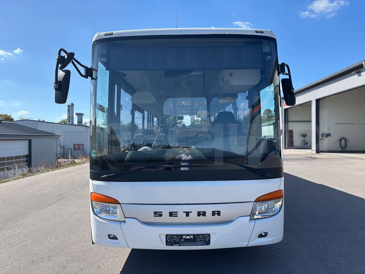 Setra S415 - Front