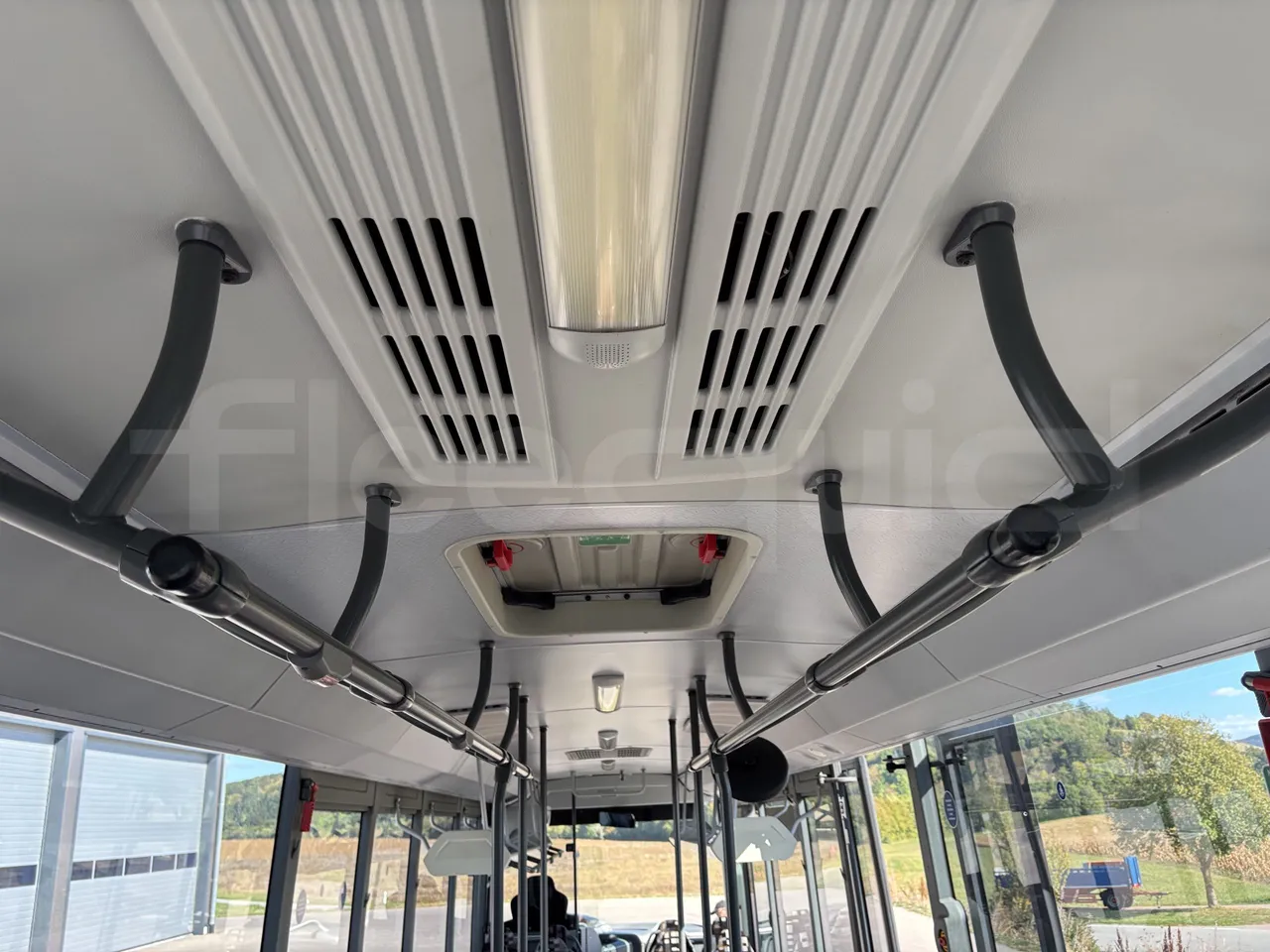 Setra S415 - Overhead Compartments