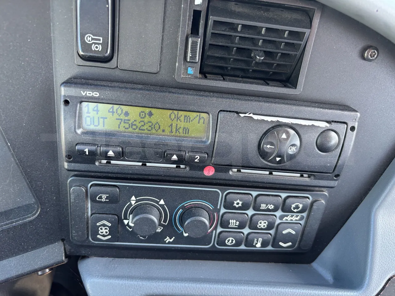 Setra S415 - Tachograph