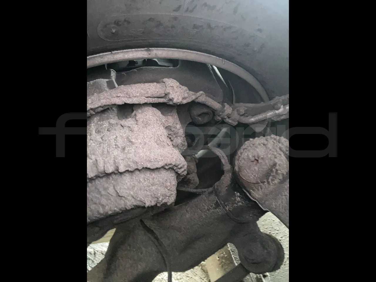 Mercedes-Benz Citaro 628 02 - Euro 6 - 220 kW - 12.140 mt - front brake calipers right