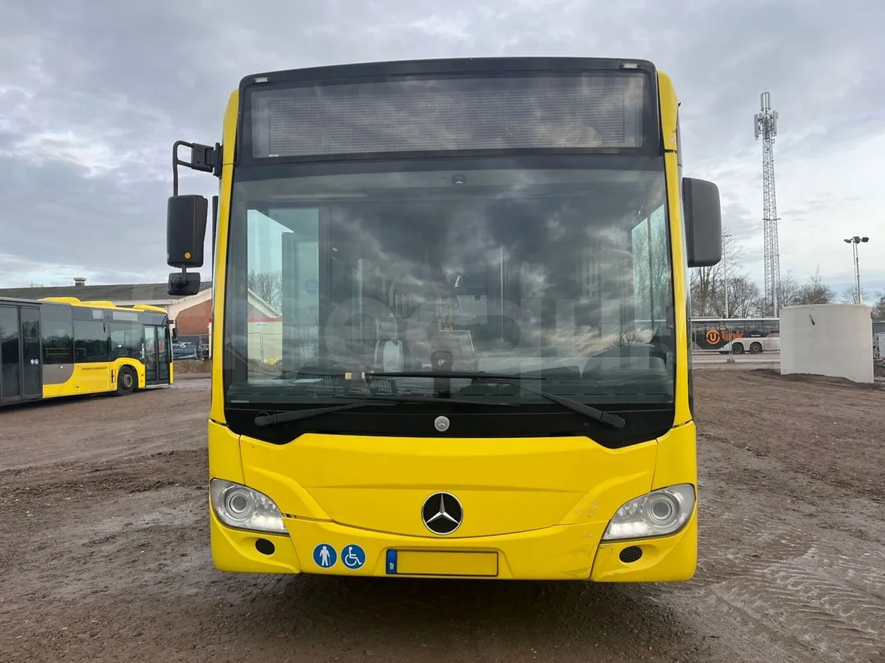 Mercedes-Benz Citaro 628 02 - Euro 6 - 220 kW - 12.140 mt - front photo