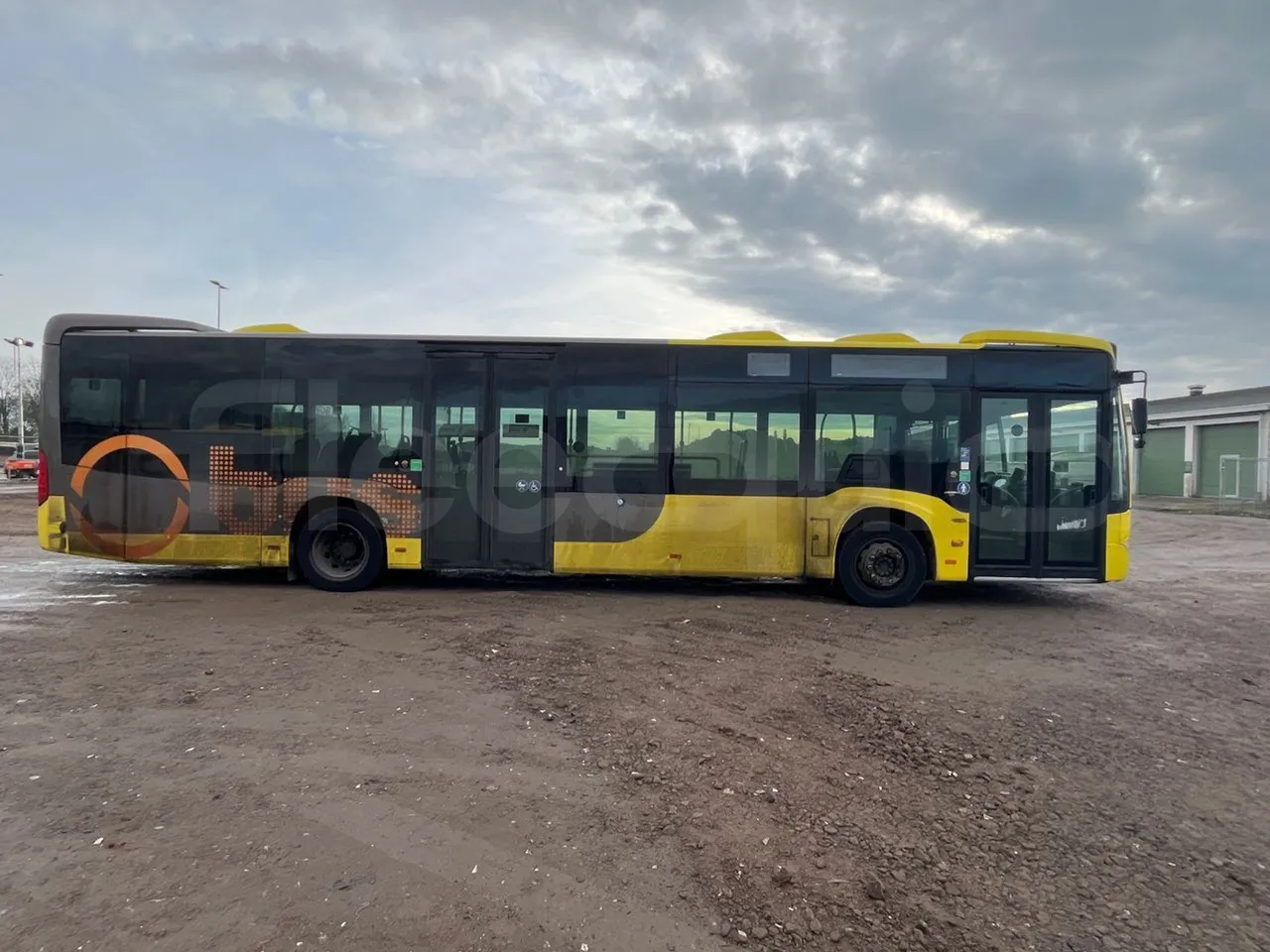 Mercedes-Benz Citaro 628 02 - Euro 6 - 220 kW - 12.140 mt - right side doors closed