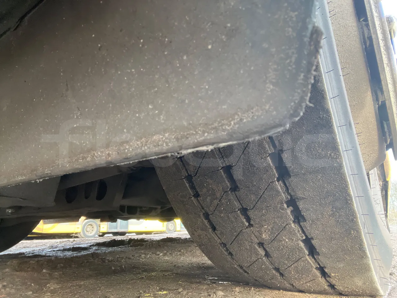 Mercedes-Benz Citaro 628 02 - Euro 6 - 220 kW - 12.140 mt - rear left tire photo