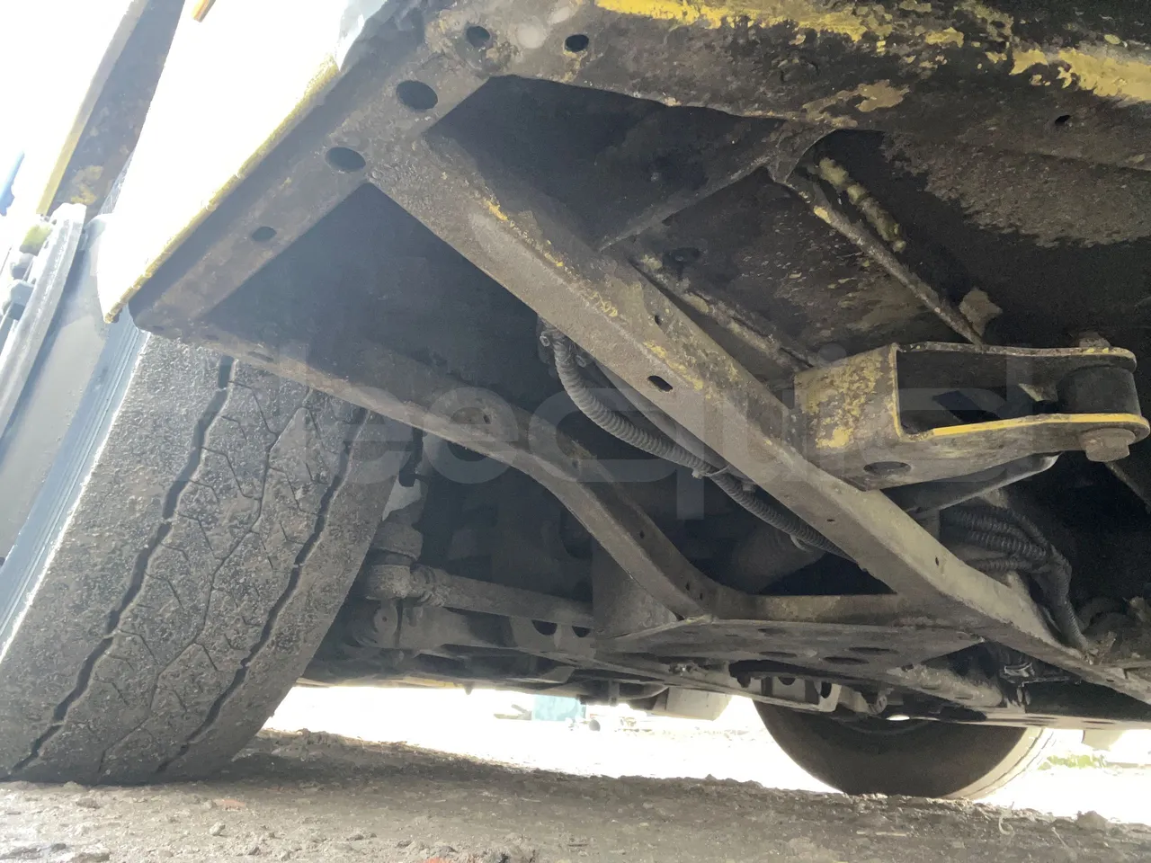 Mercedes-Benz Citaro 628 02 - Euro 6 - 220 kW - 12.140 mt - front axle right side