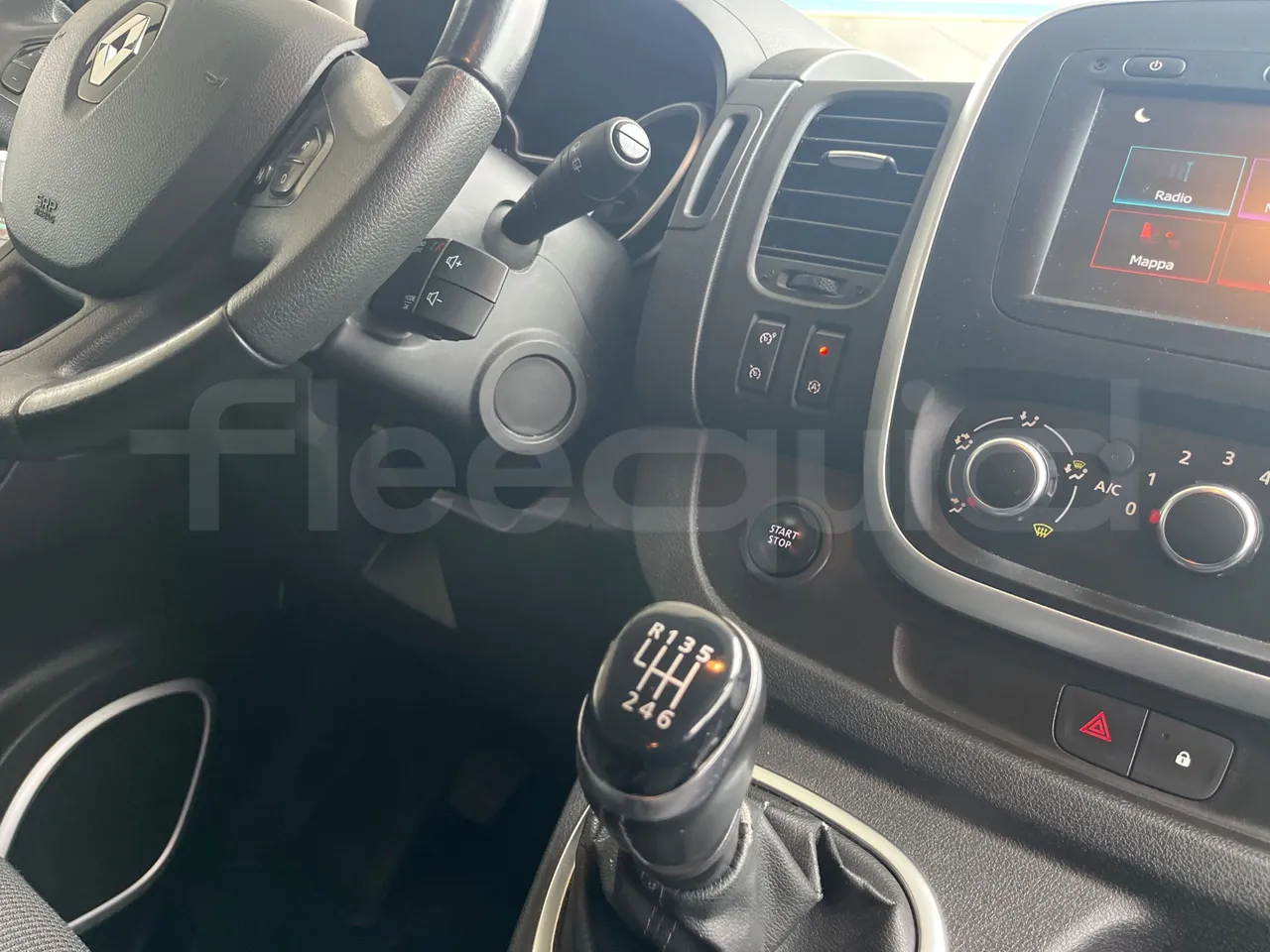 Renault TRAFIC JLJM9R - Euro 5 - 88 kW - 5.399 mt - command unit indicators