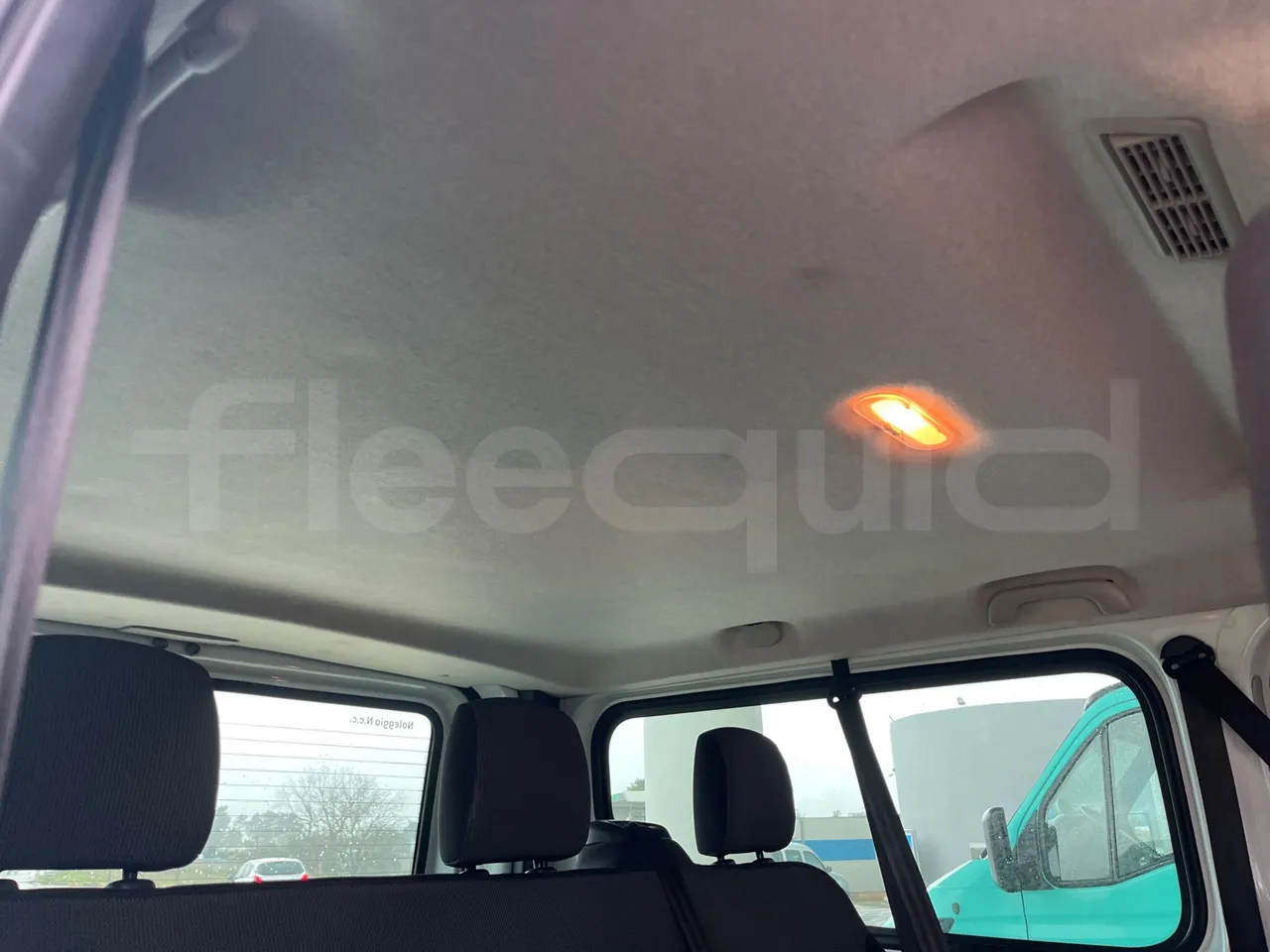 Renault TRAFIC JLJM9R - Euro 5 - 88 kW - 5.399 mt - camera accessories photo