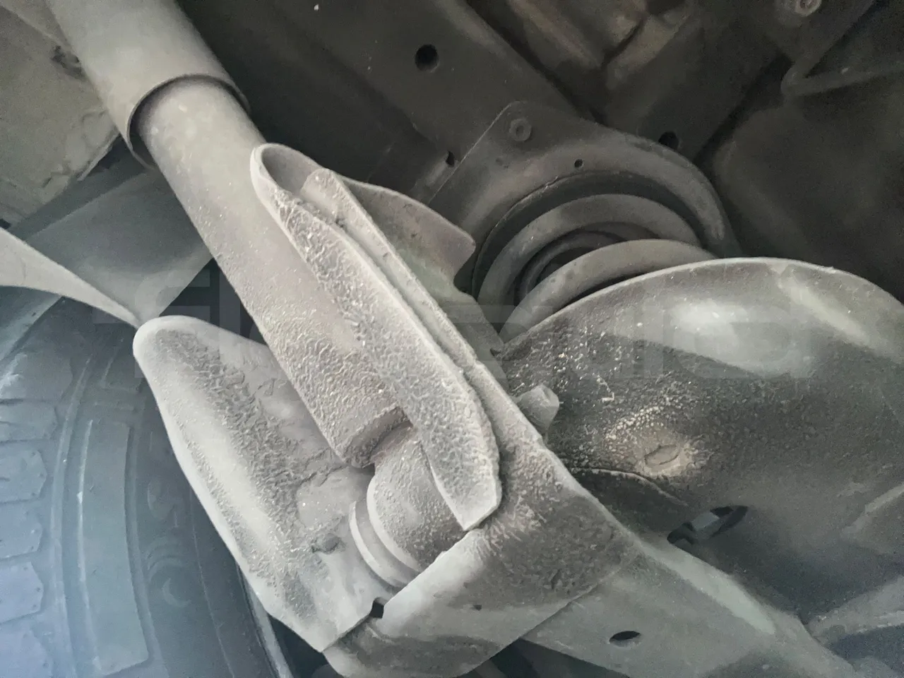 Renault TRAFIC JLJM9R - Euro 5 - 88 kW - 5.399 mt - axel 2 air springs 2 right