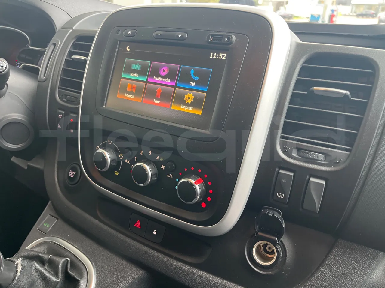 Renault TRAFIC JLJM9R - Euro 5 - 88 kW - 5.399 mt - onboard devices 1