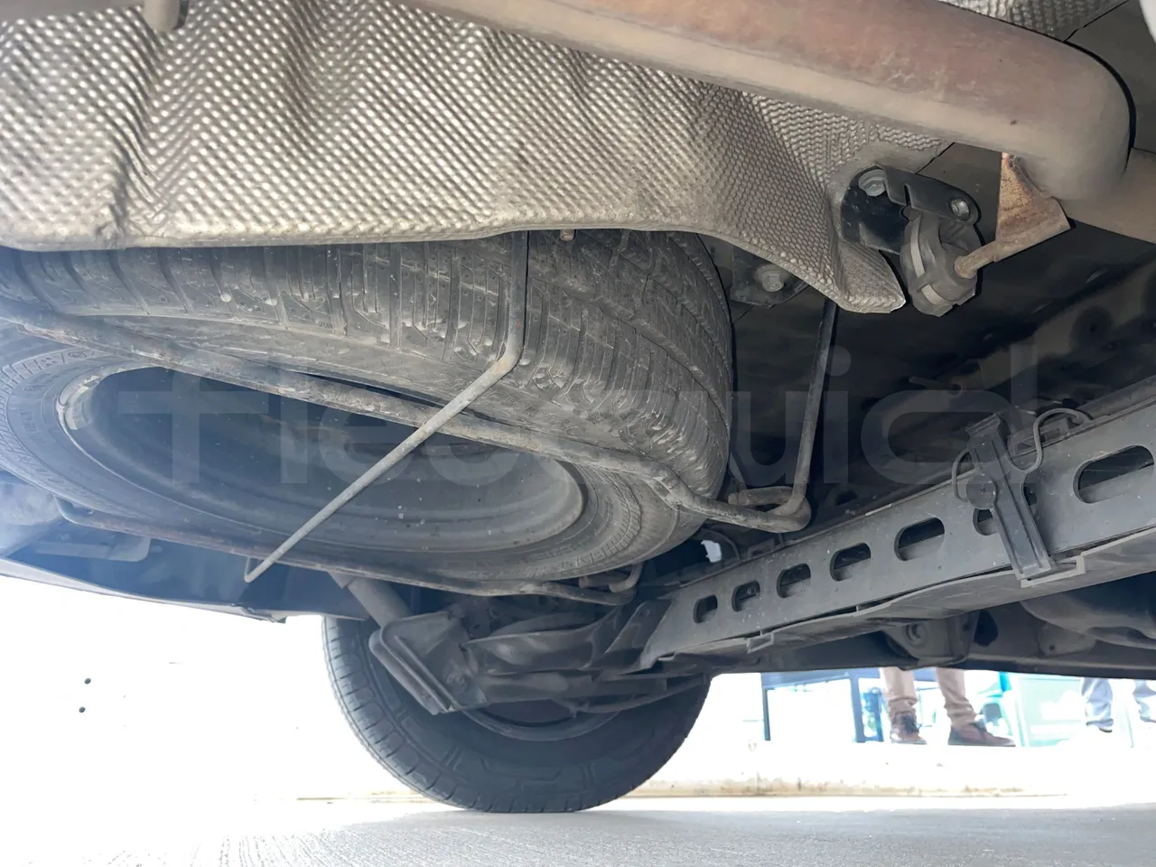 Renault TRAFIC JLJM9R - Euro 5 - 88 kW - 5.399 mt - axle 2 discs left