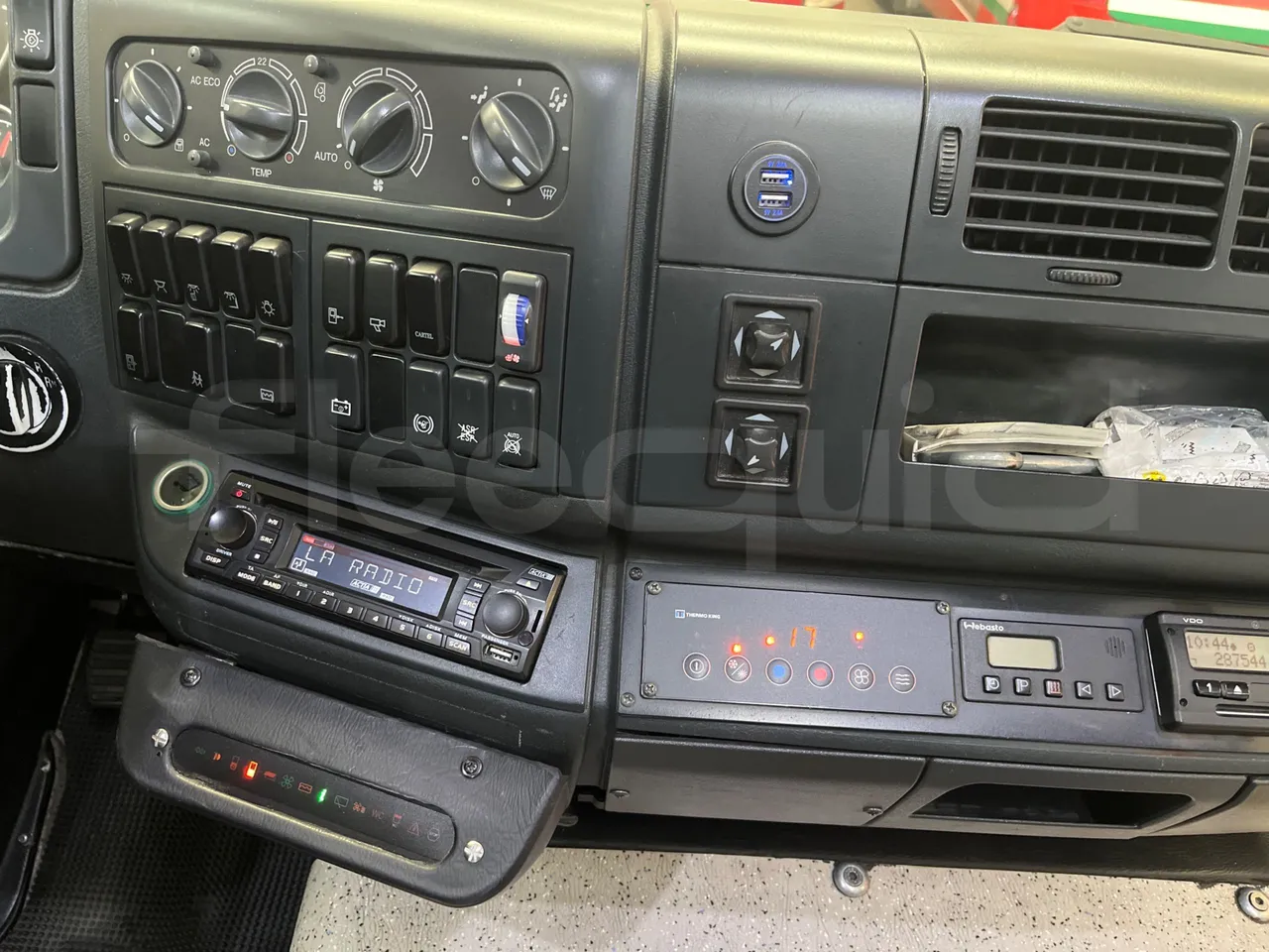 Beulas Man Gianino Gianino - EUR5 - 162kW - 7.500m - radio accessories photo
