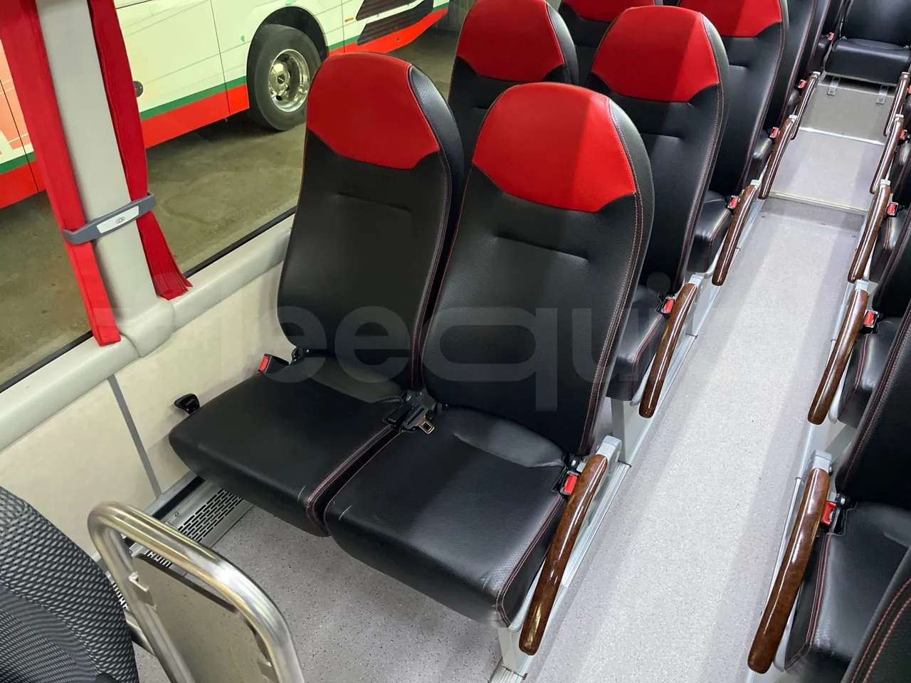 Beulas Man Gianino Gianino - EUR5 - 162kW - 7.500m - single seat detail