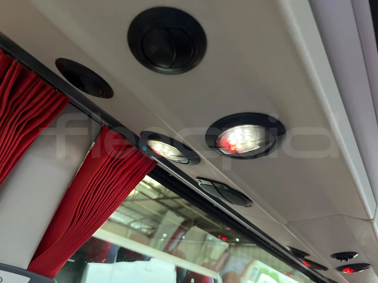 Beulas Man Gianino Gianino - EUR5 - 162kW - 7.500m - roof hatch 3