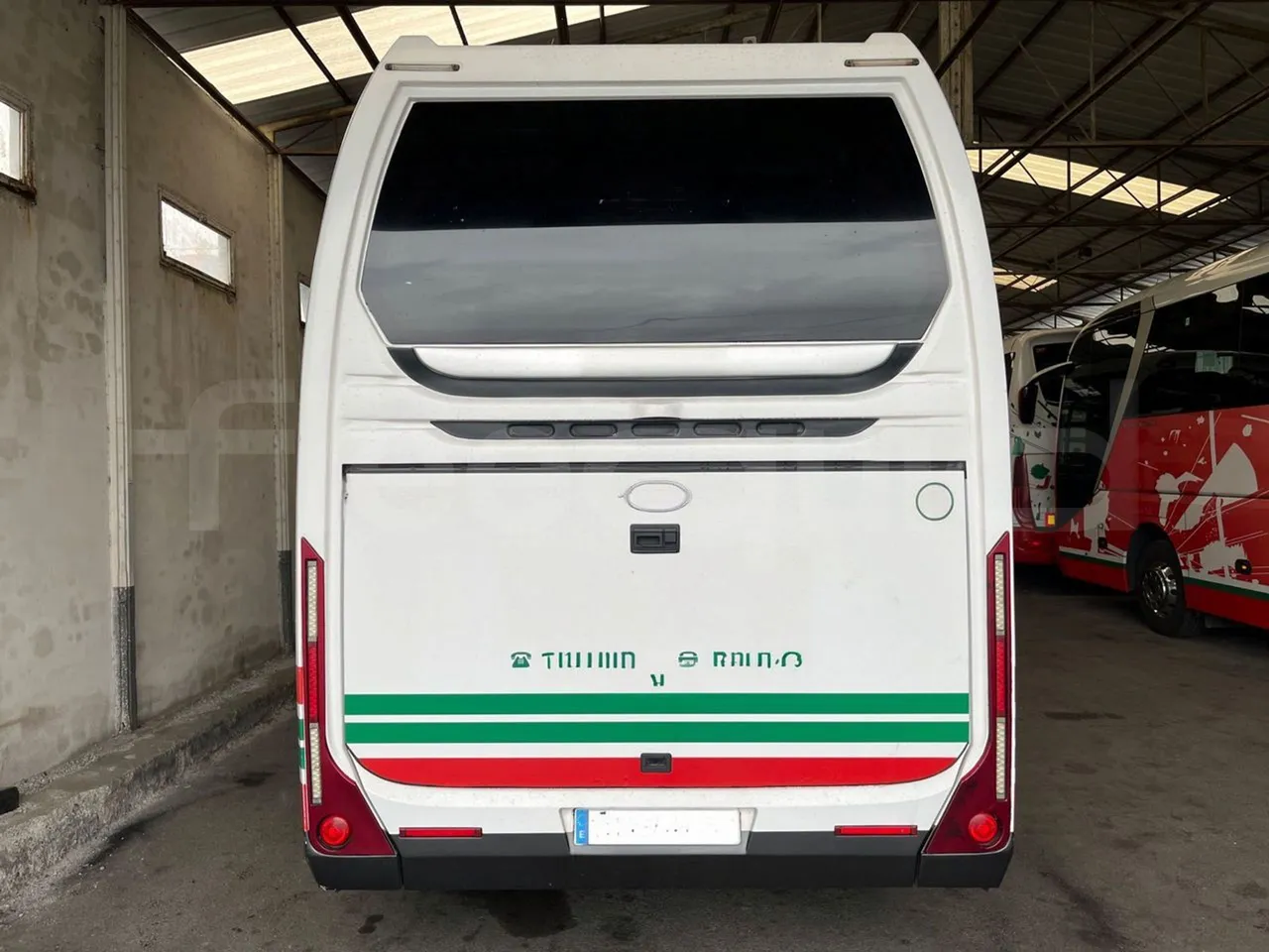 Beulas Man Gianino Gianino - EUR5 - 162kW - 7.500m - rear hatch closed