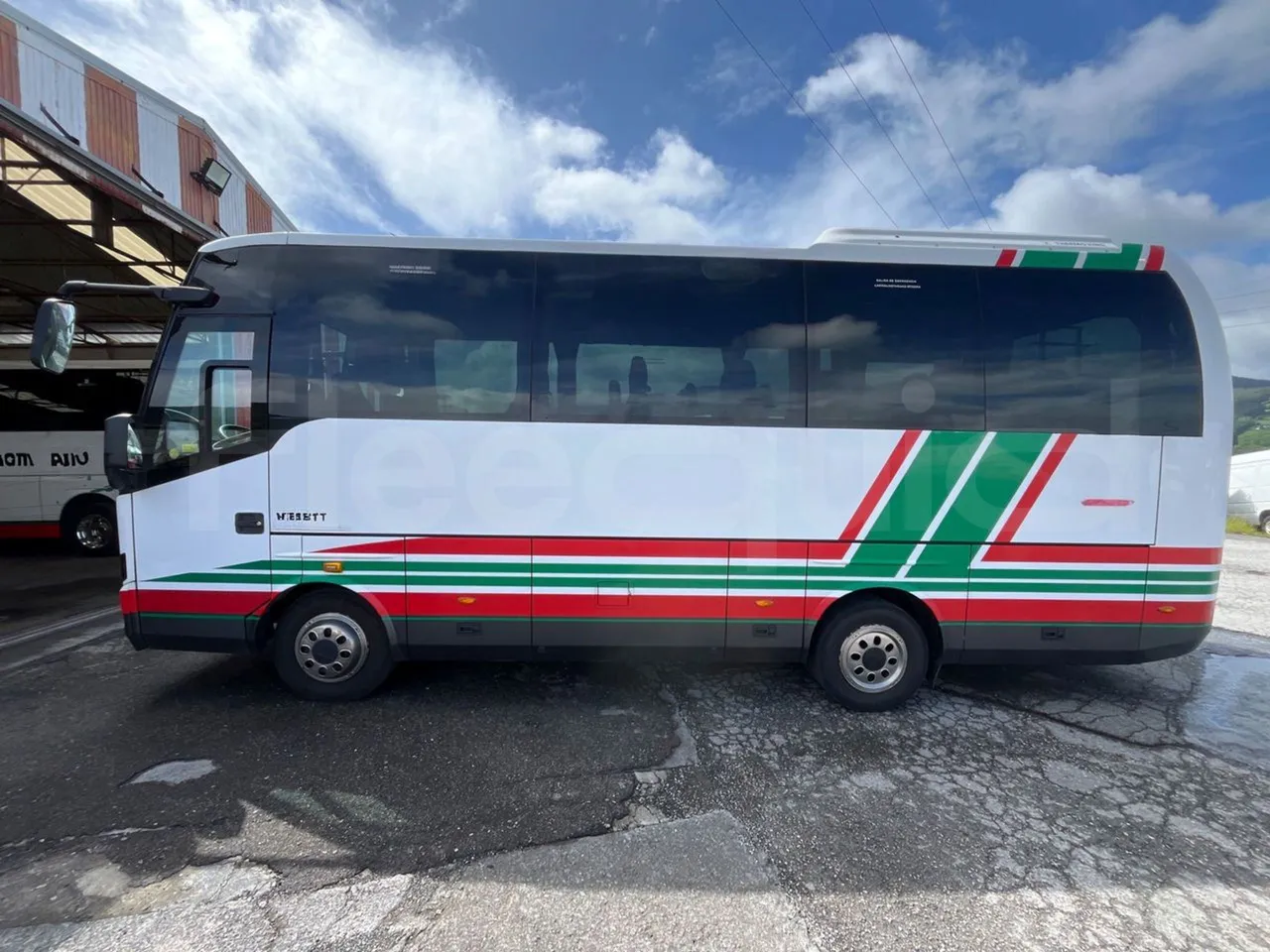Beulas Man Gianino Gianino - EUR5 - 162kW - 7.500m - left side photo