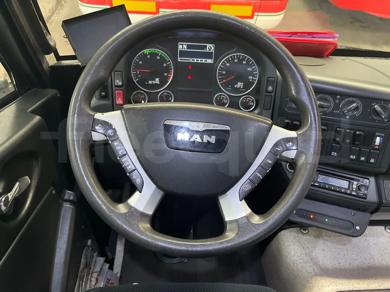 Beulas Man Gianino Gianino - EUR5 - 162kW - 7.500m - steering wheel photo