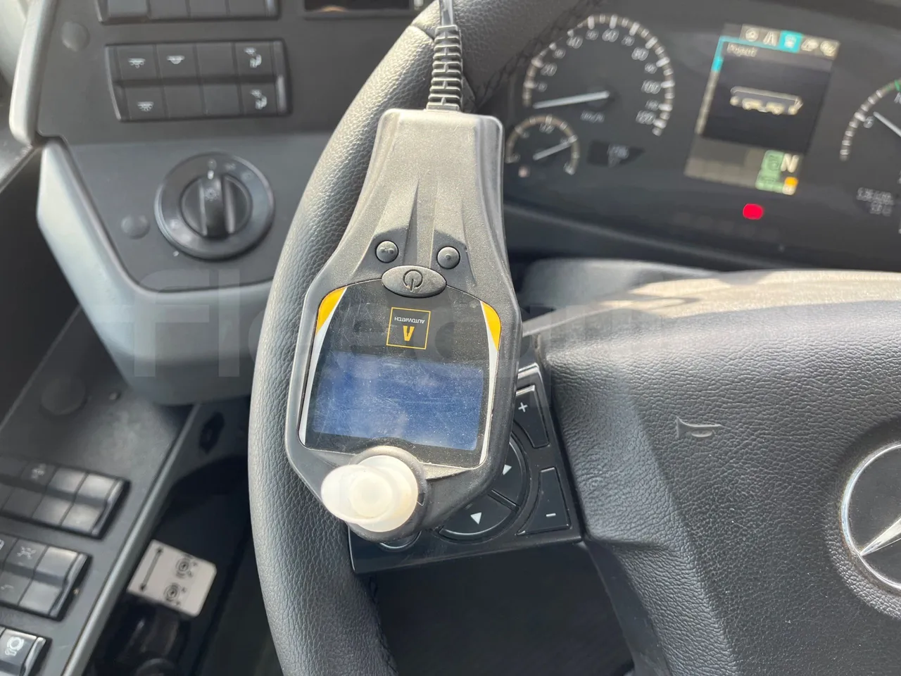 Mercedes-Benz Conecto 628881 - Euro6 - 220kW - 12.134mt - onboard devices 2