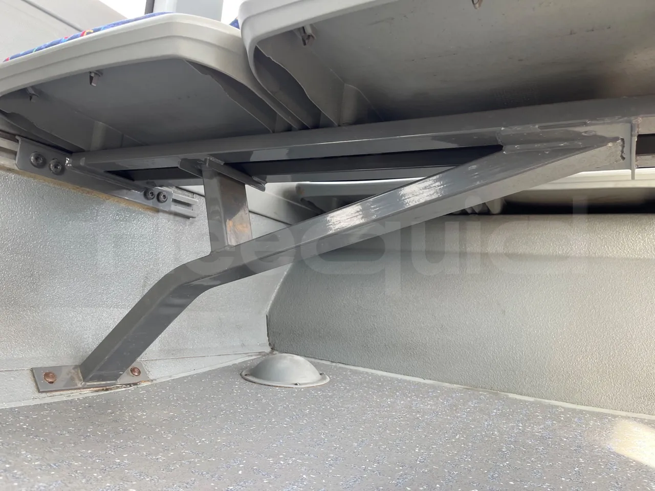 Mercedes-Benz Conecto 628881 - Euro6 - 220kW - 12.134mt - seat brackets photo